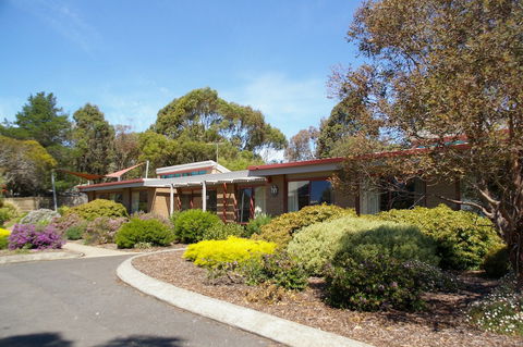 Deakin Geelong Units - Accommodation Daintree 0