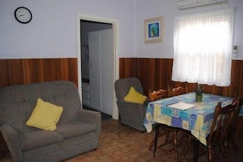 Anchorage Holiday Units - Accommodation Daintree 3
