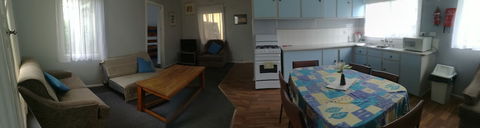Anchorage Holiday Units - Accommodation Daintree 2