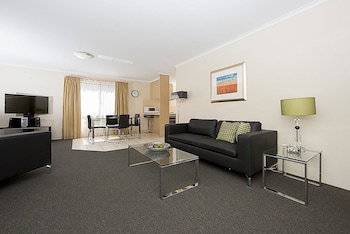 Accommodate Canberra - Kingston Court - Accommodation Daintree 0