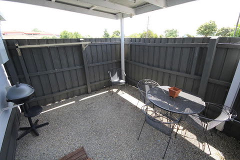 Mayfair Serviced Apartments - Accommodation Daintree 1