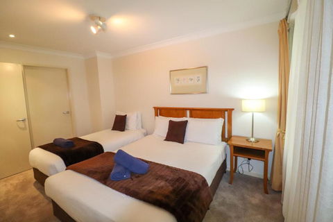 Dollarbird Treetops Townhouse - Accommodation Daintree 3