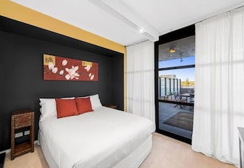 Accommodate Canberra - Dockside - Accommodation Daintree 3