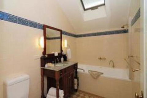 Sandholme Guesthouse - Accommodation Daintree 0
