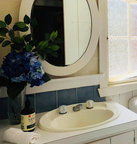 A Country Barn Retreat - Accommodation Daintree 2