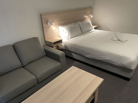 Roxby Downs Motor Inn - Accommodation Daintree 2