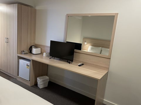Roxby Downs Motor Inn - Accommodation Daintree 4