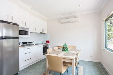 Anglesea River Apartments - Accommodation Daintree 7