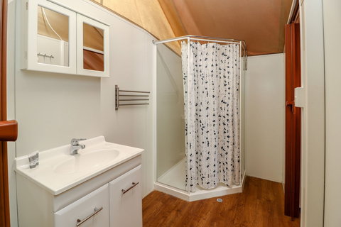 Amblin Holiday Park - Accommodation Daintree 3