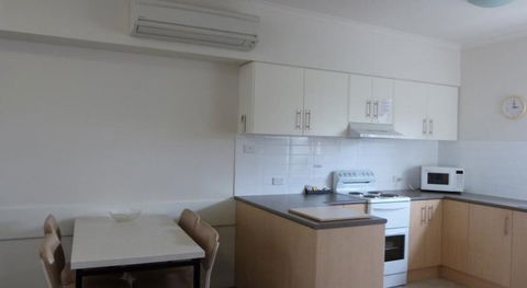 Glenelg Holiday Apartments- Corfu - Accommodation Daintree 3