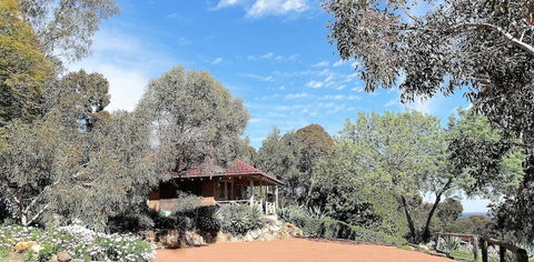 Eleebana Guest House - Accommodation Daintree 0