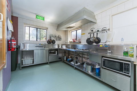 Victoria Park Lodge - Hostel - Accommodation Daintree 4