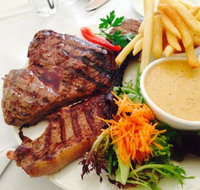 Cardens Seafood  Steak House - Accommodation Daintree