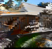 Shady Oaks Cafe - Accommodation Daintree