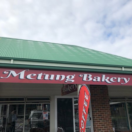 Metung Bakery & Cafe - Accommodation Daintree 0
