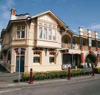 Mickey Bourke's Koroit Hotel - Accommodation Daintree