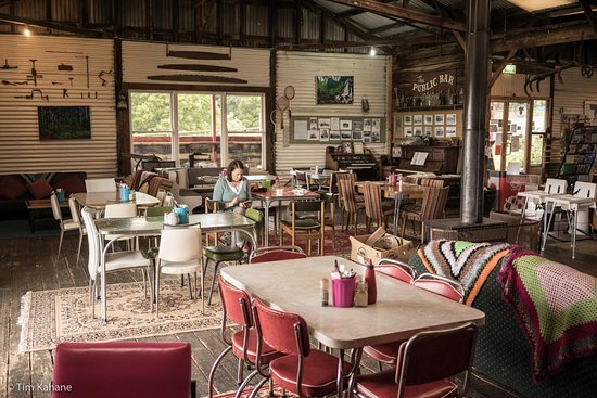 Aire Valley ACT Accommodation Daintree