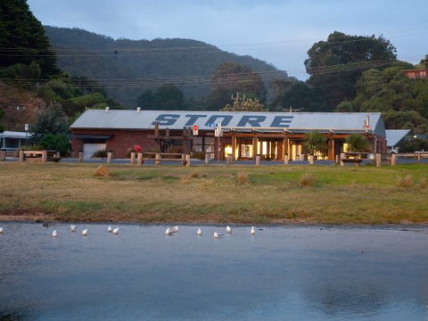Wye General Store And Cafe - Accommodation Daintree 0