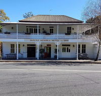 Mt Kembla Village Hotel - Accommodation Daintree