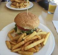 Crown Hotel Motel - Grafton Restaurant - Accommodation Daintree