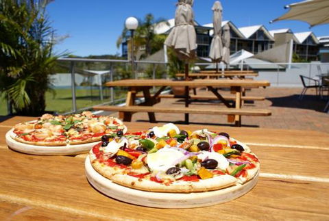 Davistown RSL - Accommodation Daintree 0