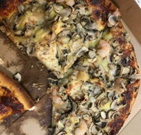 Julio's Pizza Bar Dapto - Accommodation Daintree