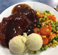 The Parkes Services Club Bistro - Accommodation Daintree