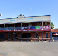 The Railway Hotel - Accommodation Daintree