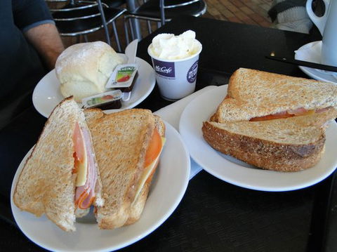 McDonald's - Accommodation Daintree 0