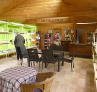 Tumut Valley Violets - Accommodation Daintree