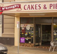 McKeoughs Cake Shop - Accommodation Daintree