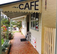 Rose  Sparrow - Accommodation Daintree