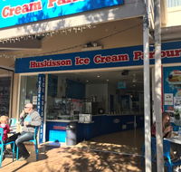 Huskisson ice cream parlour - Accommodation Daintree
