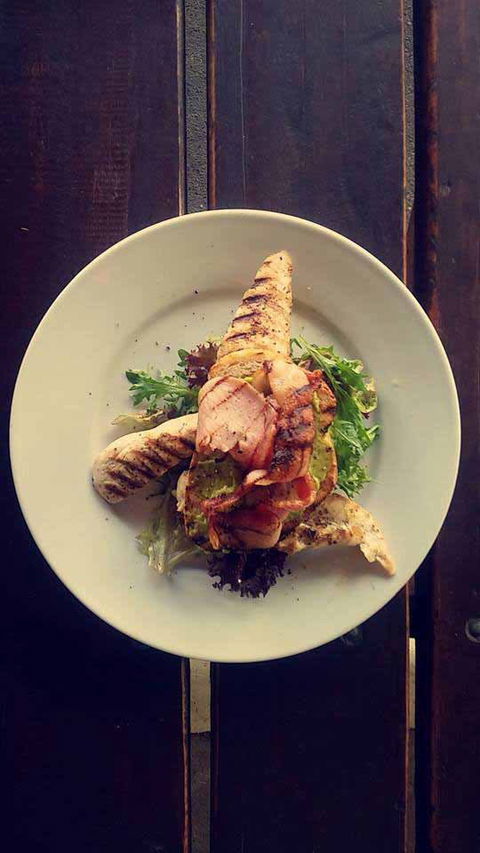 Rising Sun Hotel - Accommodation Daintree 0