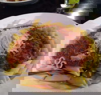 Yarra Valley Restaurant  Courtyard - Accommodation Daintree