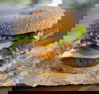 Bucking Bull - Clarkson - Accommodation Daintree