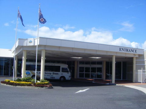 Norfolk Bistro At Yamba Bowling Club - Accommodation Daintree 0