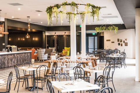 The Woodcroft Hotel - Accommodation Daintree 0