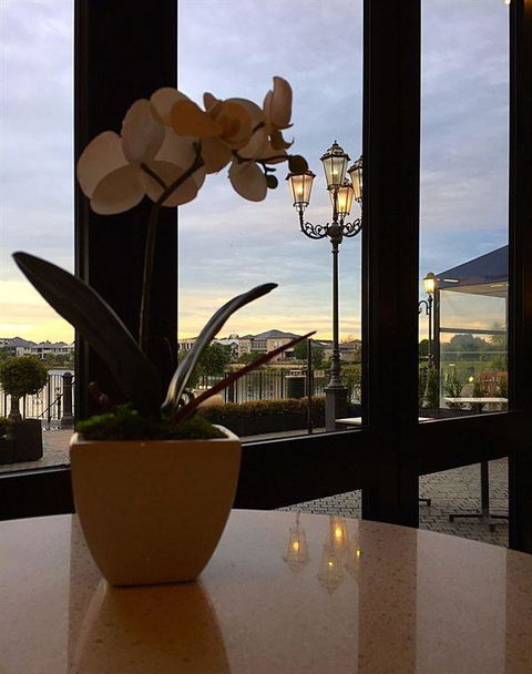 LakeFront Bistro - Accommodation Daintree 12