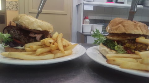 Alma Hotel - Accommodation Daintree 0