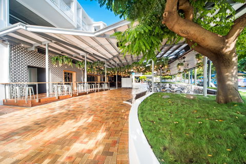 The Pub - Accommodation Daintree 1