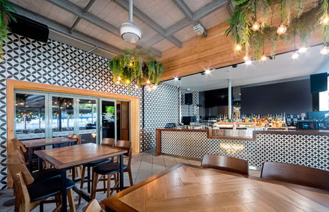 The Pub - Accommodation Daintree 2