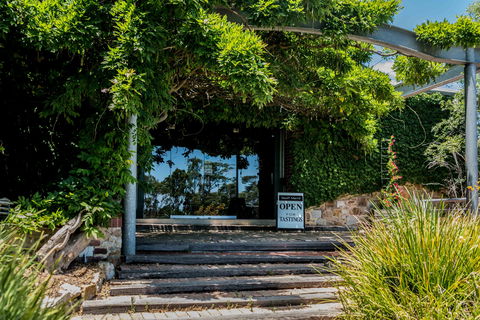 Geoff Merrill Wines - Accommodation Daintree 2