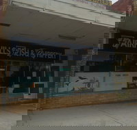 Fairhills Fish  Chippery - Accommodation Daintree