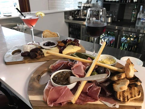 Morsels At Mudgeeraba - Accommodation Daintree 0