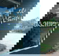 Old Salty's Seafood - Accommodation Daintree