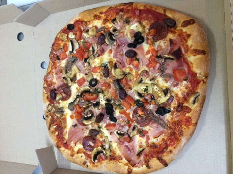 Al Taglio Woodfire Pizzeria - Accommodation Daintree 0