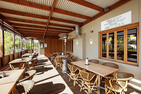 Oxenford Tavern - Accommodation Daintree 0