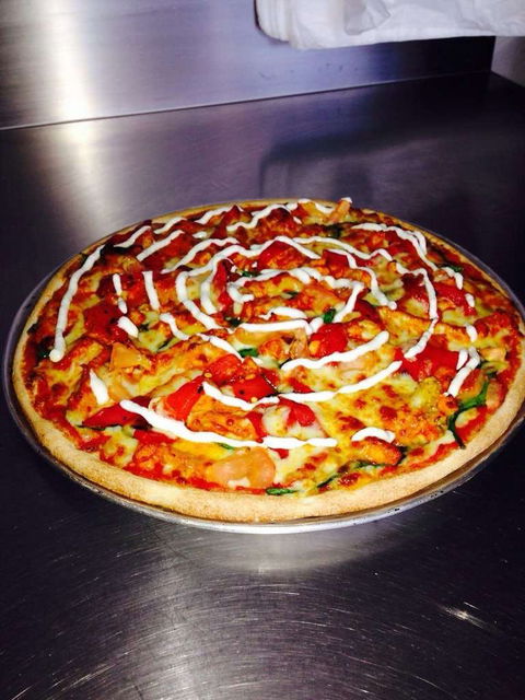 Crunch Gourmet Pizzeria - Accommodation Daintree 0