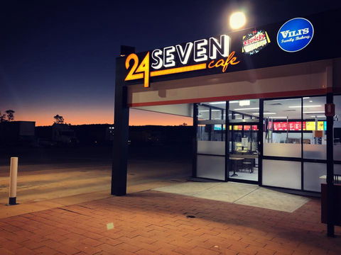 24 Seven Cafe - Accommodation Daintree 0